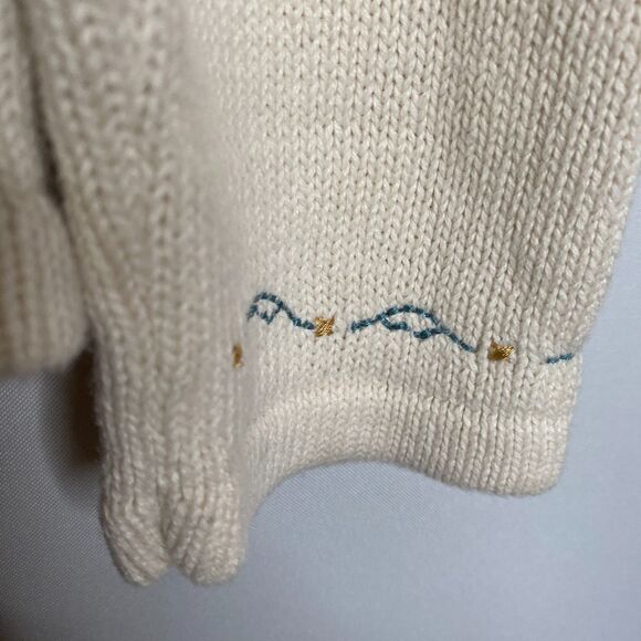 Christopher & Banks Winter Forest Cabin Full Button Sweater Cardigan Size L - Picture 7 of 14